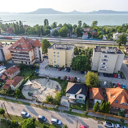 Apartman Fonyod Διαμέρισμα
